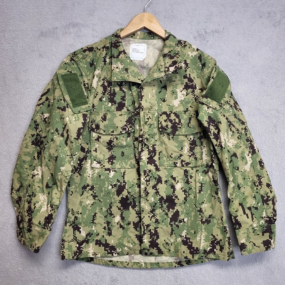 U.S. Navy Blouse Small Short Working Uniform Type III NWU Seals Military Camo A2